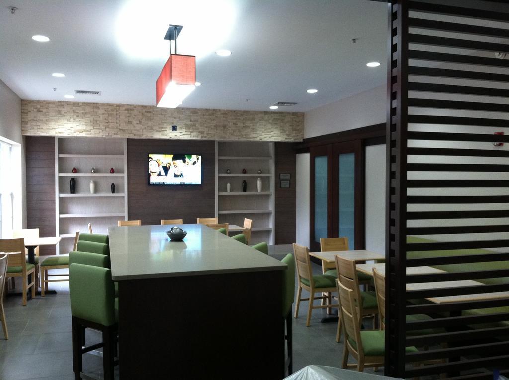 Country Inn & Suites By Radisson, Brunswick I-95, Ga Extérieur photo